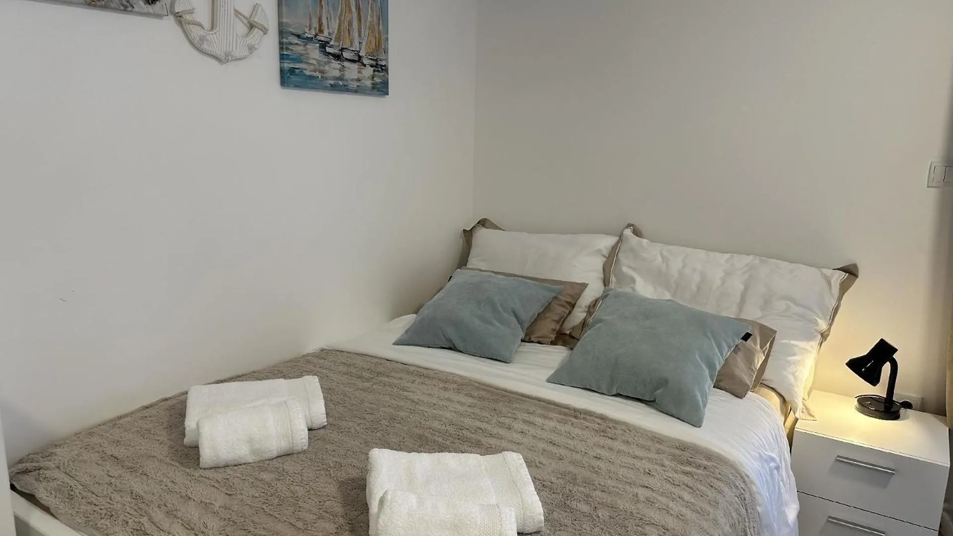 Apartment Ferienwohnung Fuer 4 Personen Ca 43 Qm In Zidarici, Kvarner Bucht Krk Vantacici Croatia